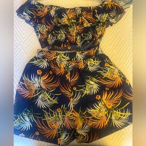 Two piece floral short set
